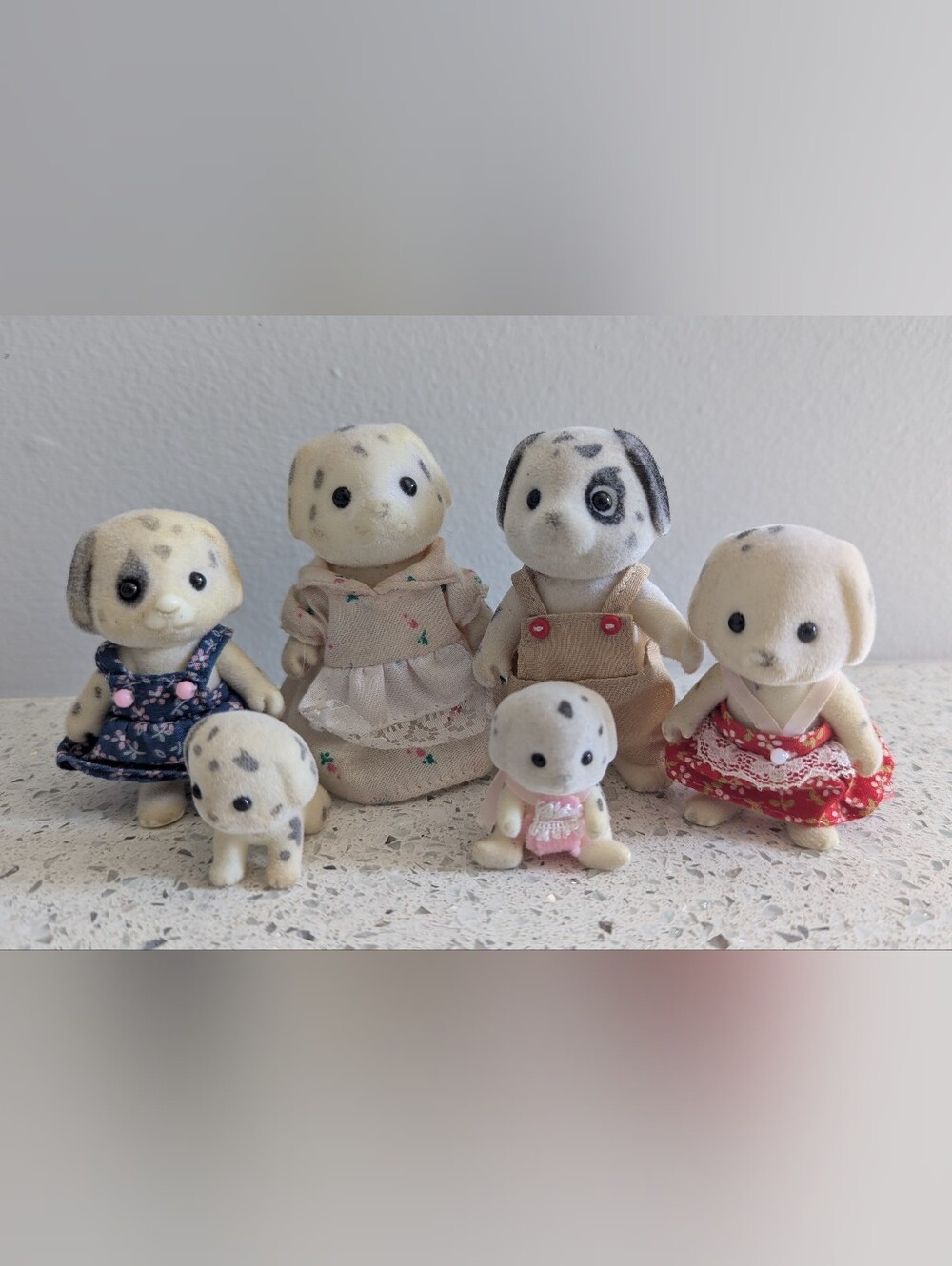 Calico Critters Dalmatian Dog Family Set 6 Figures Complete Sylvanian Families